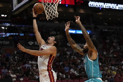 2023 Hawks Odds to Make Playoffs, Win NBA Championship.